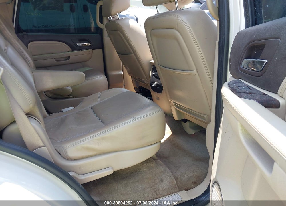 2010 GMC YUKON DENALI VIN: 1GKUKEEF3AR253241