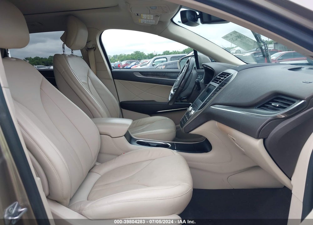 2019 LINCOLN MKC RESERVE VIN: 5LMCJ3D97KUL30257