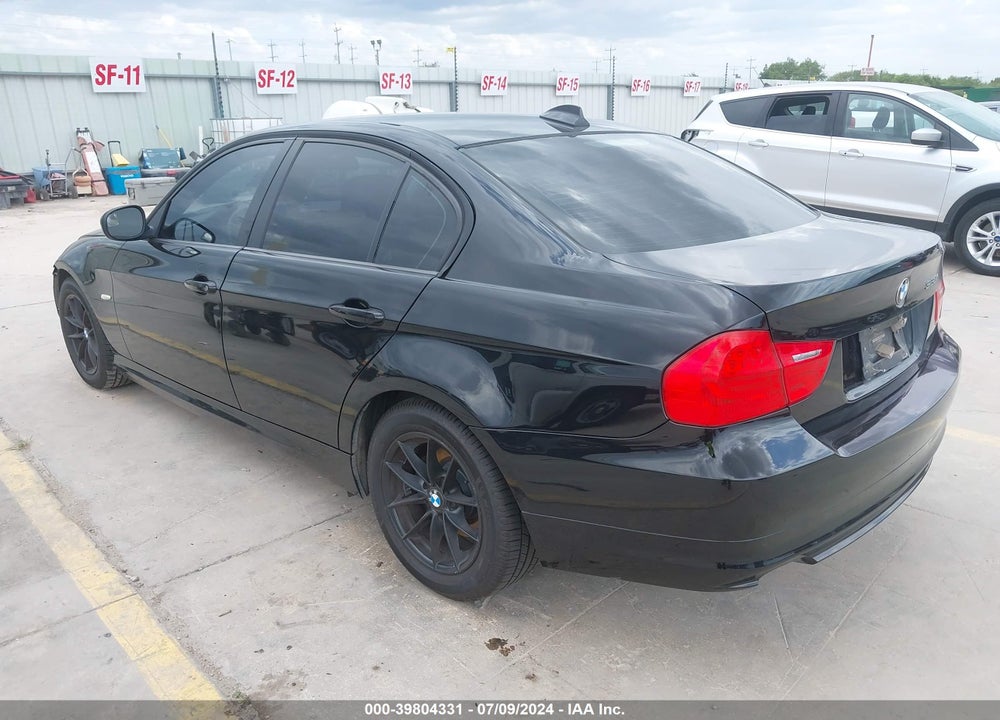2010 BMW 328I VIN: WBAPH7C52AA800122