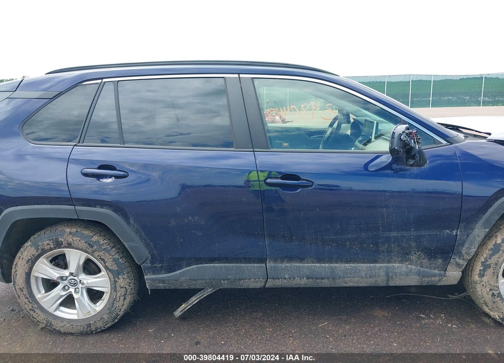 2019 TOYOTA RAV4 XLE VIN: JTMP1RFV0KJ009636