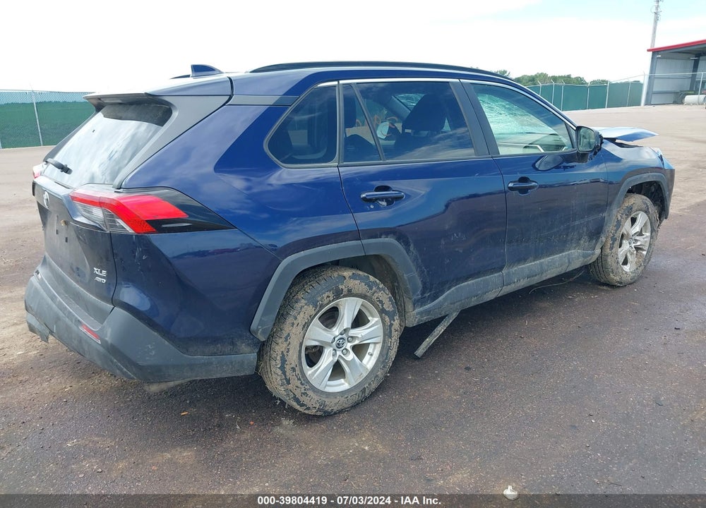 2019 TOYOTA RAV4 XLE VIN: JTMP1RFV0KJ009636