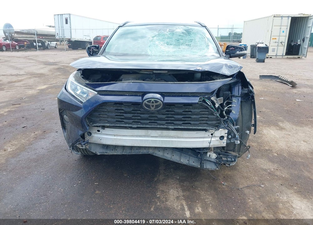 2019 TOYOTA RAV4 XLE VIN: JTMP1RFV0KJ009636