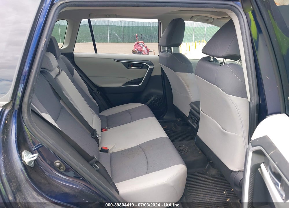 2019 TOYOTA RAV4 XLE VIN: JTMP1RFV0KJ009636