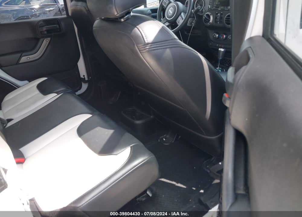2015 JEEP WRANGLER UNLIMITED SPORT VIN: 1C4BJWDG5FL545893