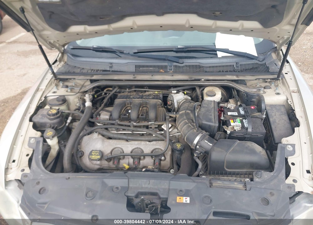 2010 FORD TAURUS SEL VIN: 1FAHP2EW1AG102820