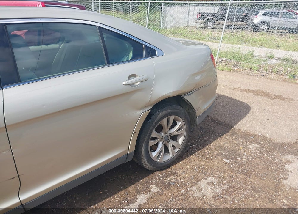2010 FORD TAURUS SEL VIN: 1FAHP2EW1AG102820