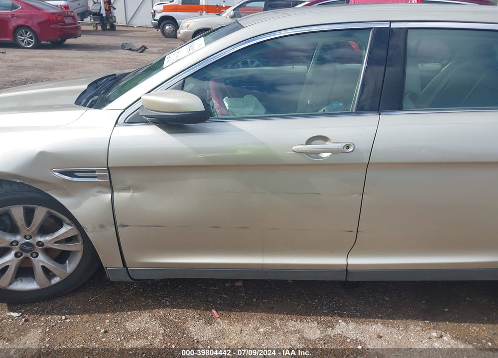 2010 FORD TAURUS SEL VIN: 1FAHP2EW1AG102820