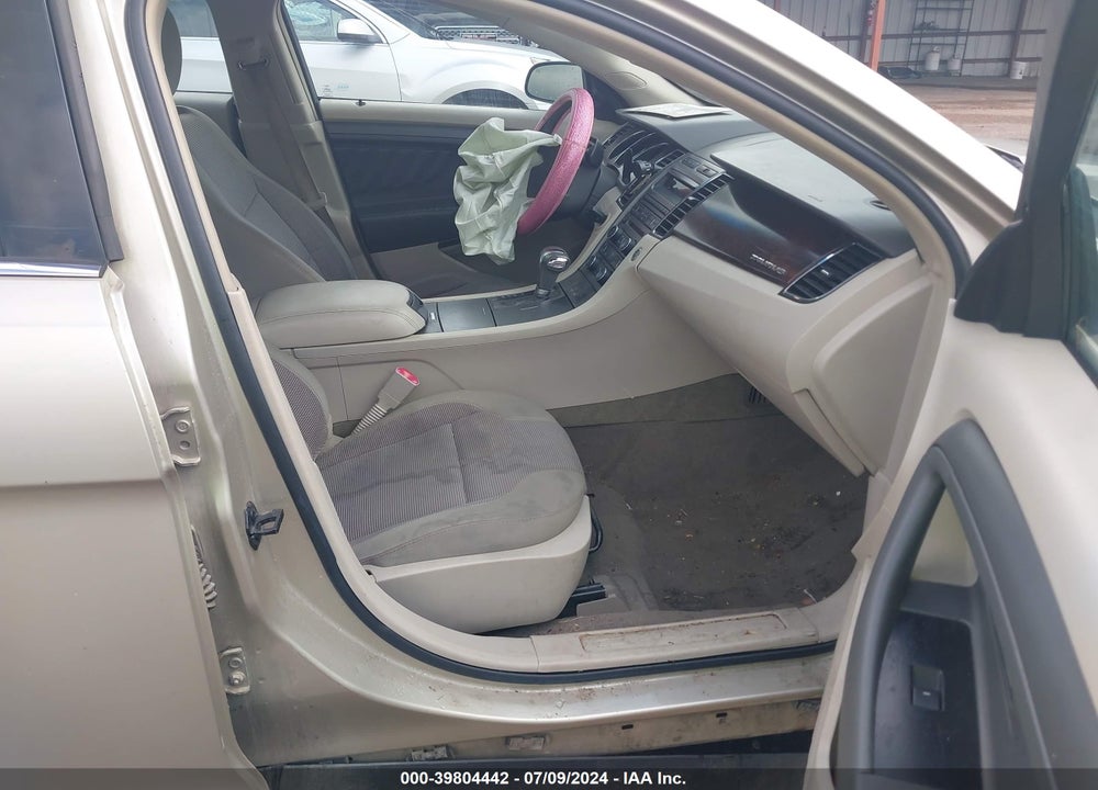 2010 FORD TAURUS SEL VIN: 1FAHP2EW1AG102820