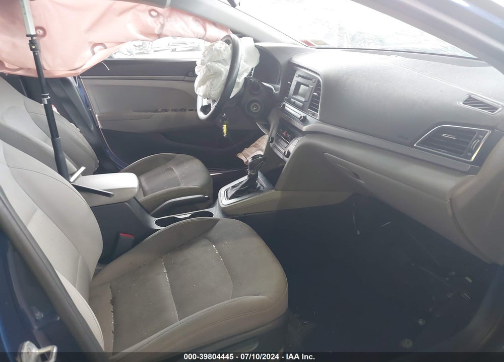 2017 HYUNDAI ELANTRA SE VIN: 5NPD74LF6HH113812