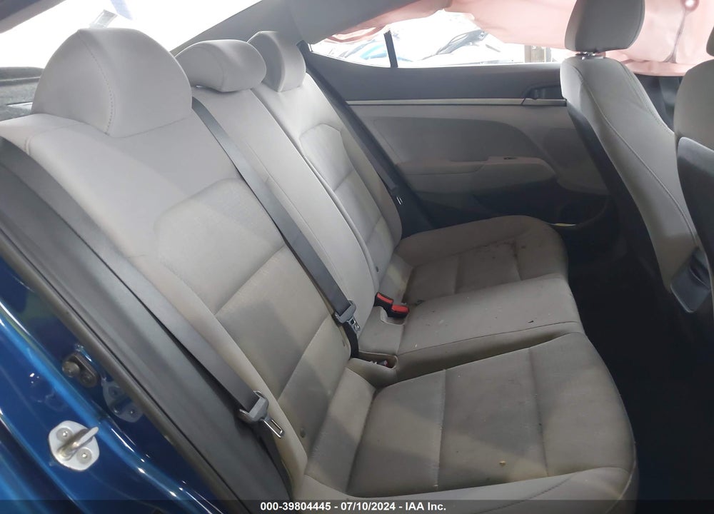 2017 HYUNDAI ELANTRA SE VIN: 5NPD74LF6HH113812