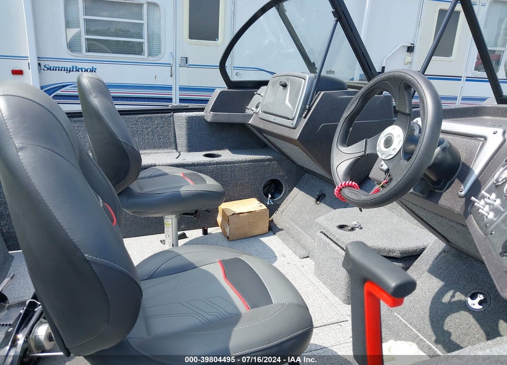 2022 TRACKER OTHER VIN: BUJ58875B222