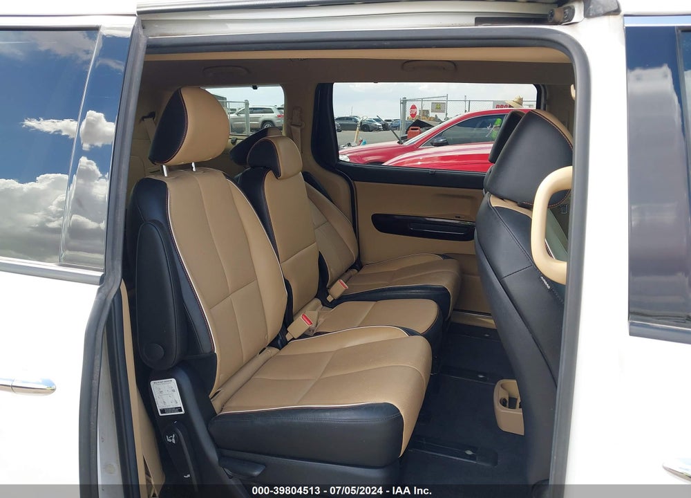 2018 KIA SEDONA SX LIMITED VIN: KNDME5C16J6379671