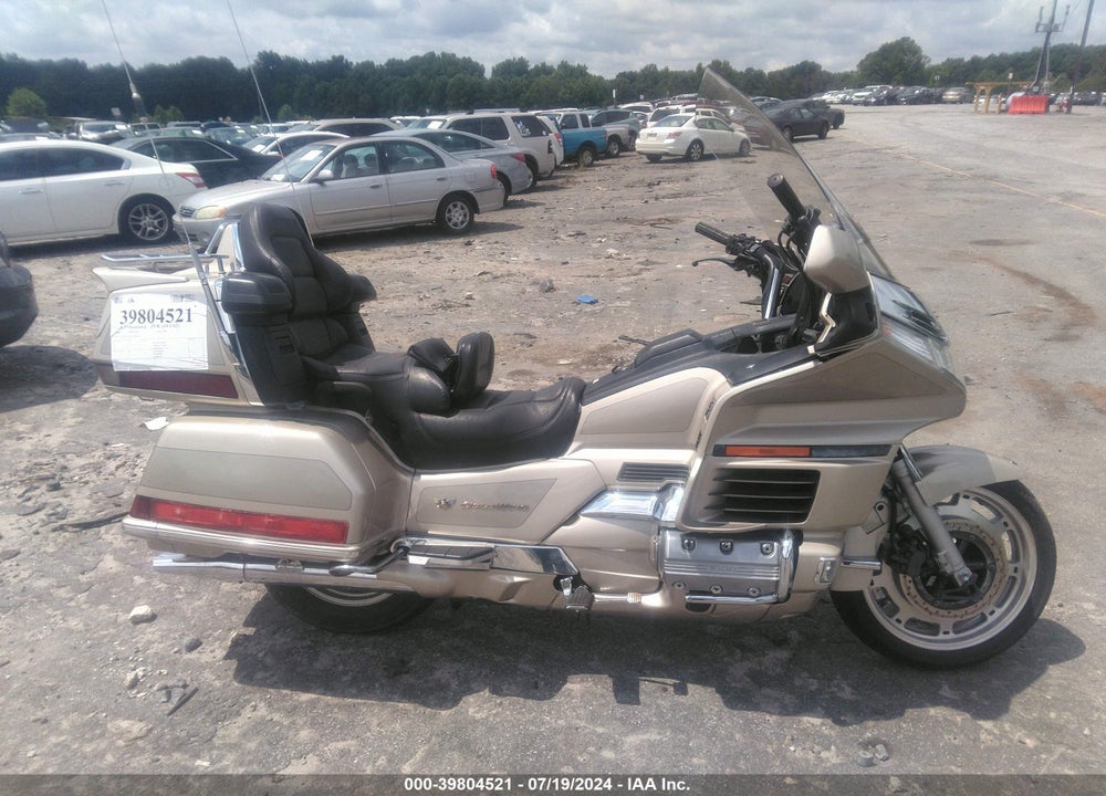 1998 HONDA GL1500 SE VIN: 1HFSC223XWA002690
