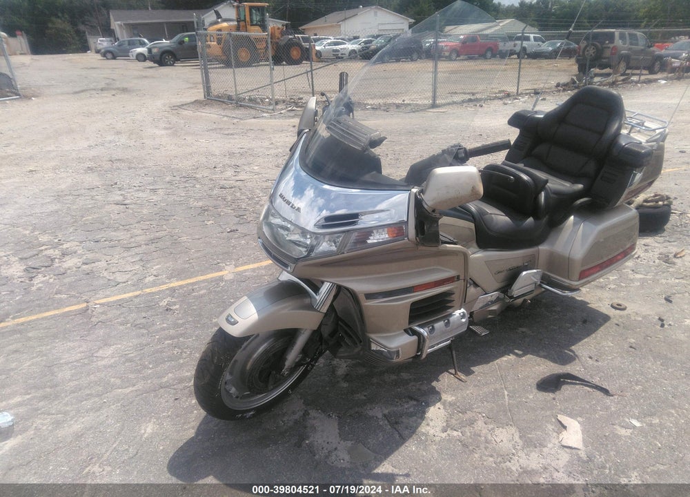 1998 HONDA GL1500 SE VIN: 1HFSC223XWA002690