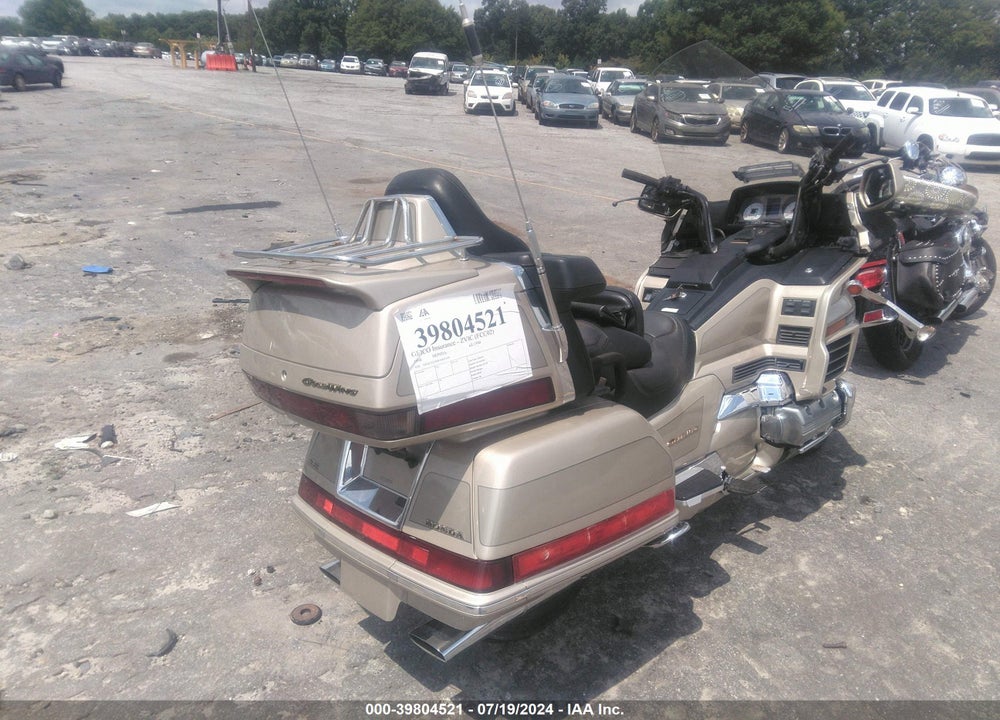1998 HONDA GL1500 SE VIN: 1HFSC223XWA002690