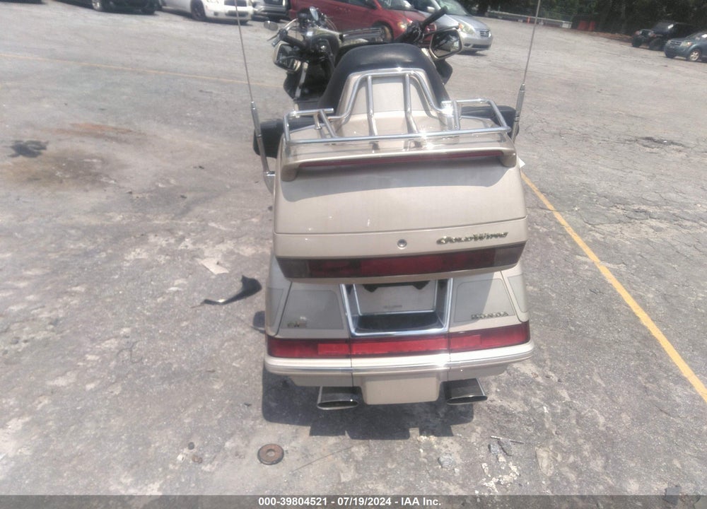 1998 HONDA GL1500 SE VIN: 1HFSC223XWA002690