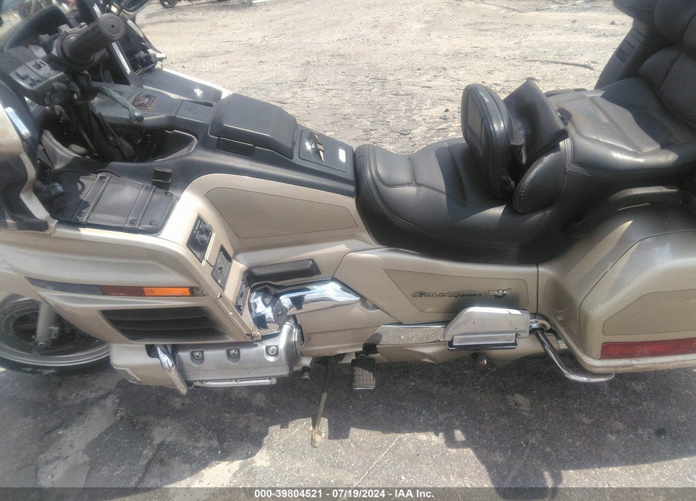 1998 HONDA GL1500 SE VIN: 1HFSC223XWA002690