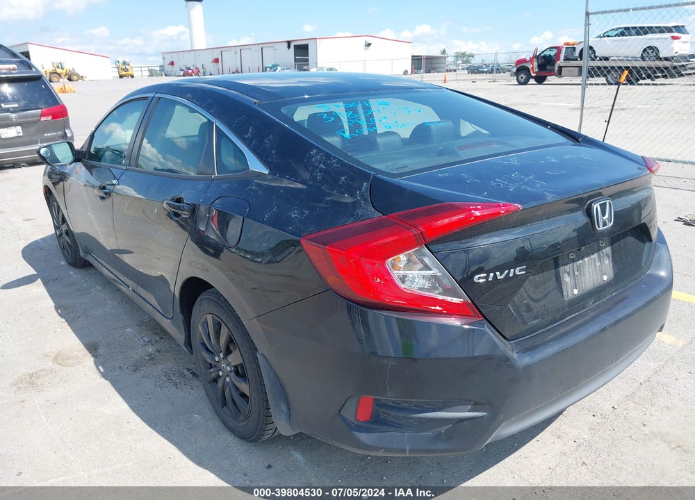 2018 HONDA CIVIC LX VIN: 19XFC2F57JE027222