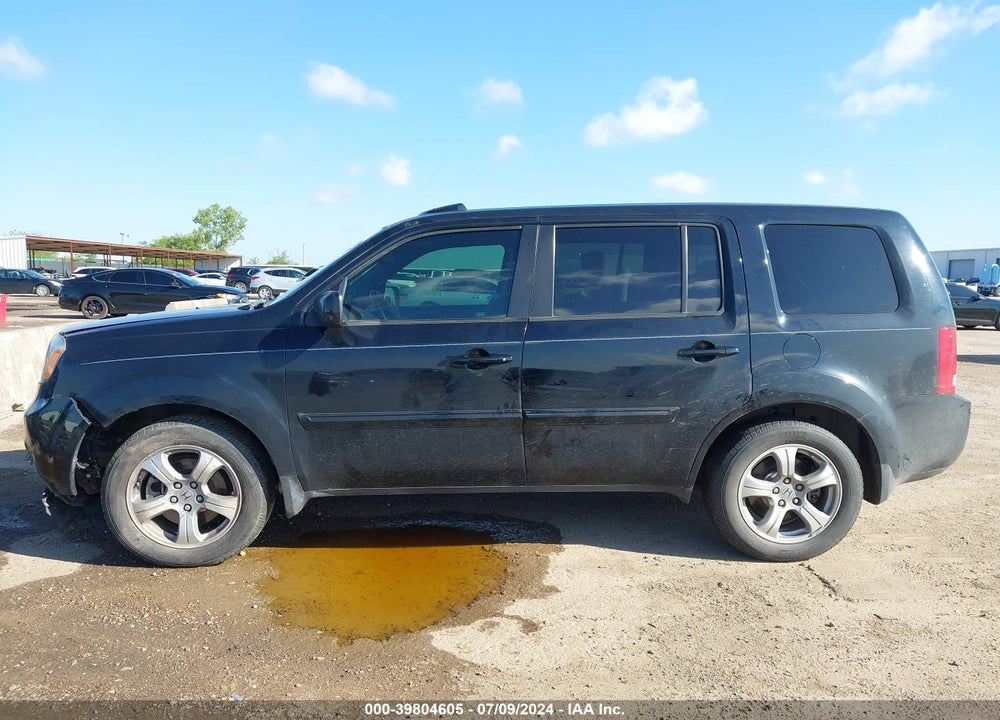 2015 HONDA PILOT EX-L VIN: 5FNYF4H51FB026092