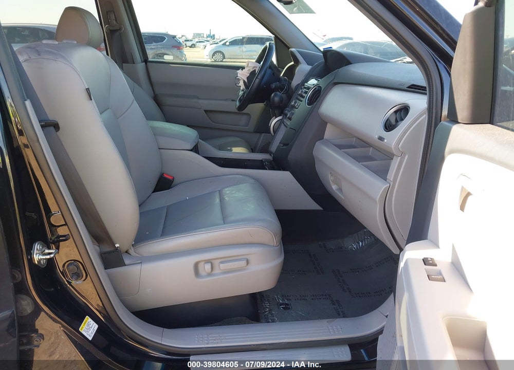 2015 HONDA PILOT EX-L VIN: 5FNYF4H51FB026092