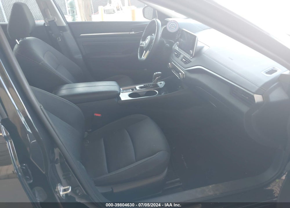 2022 NISSAN ALTIMA SV FWD VIN: 1N4BL4DVXNN409619