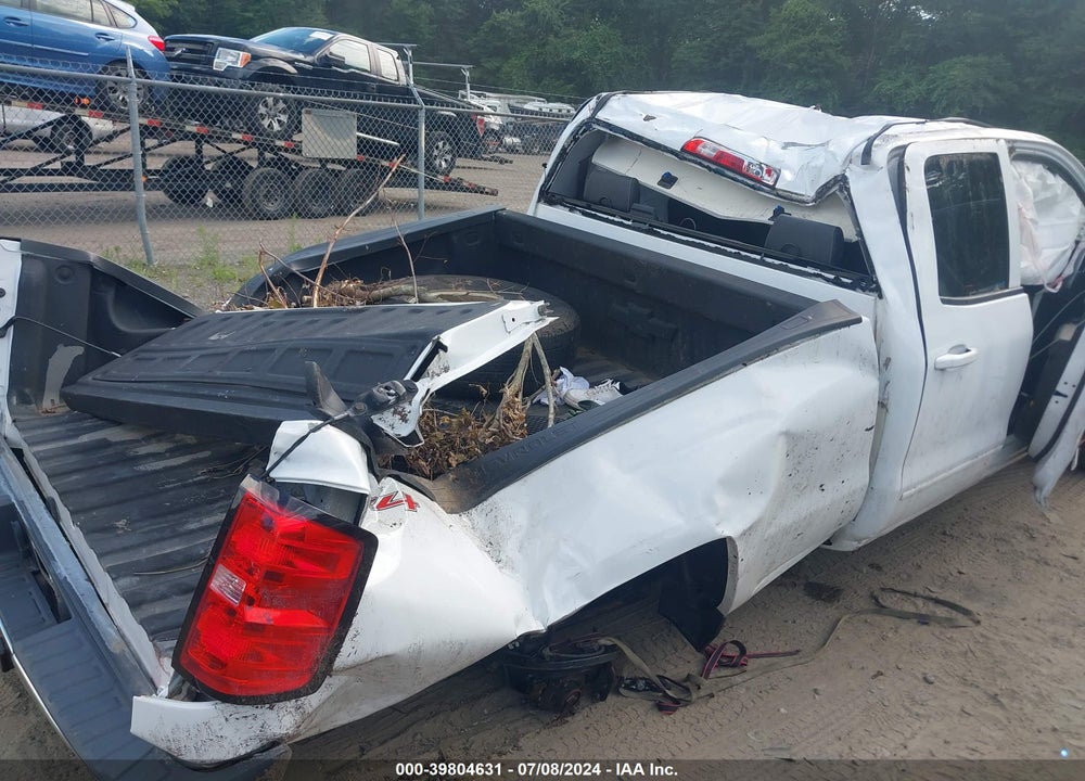 2017 CHEVROLET SILVERADO 1500 1LT VIN: 1GCVKREC0HZ323723