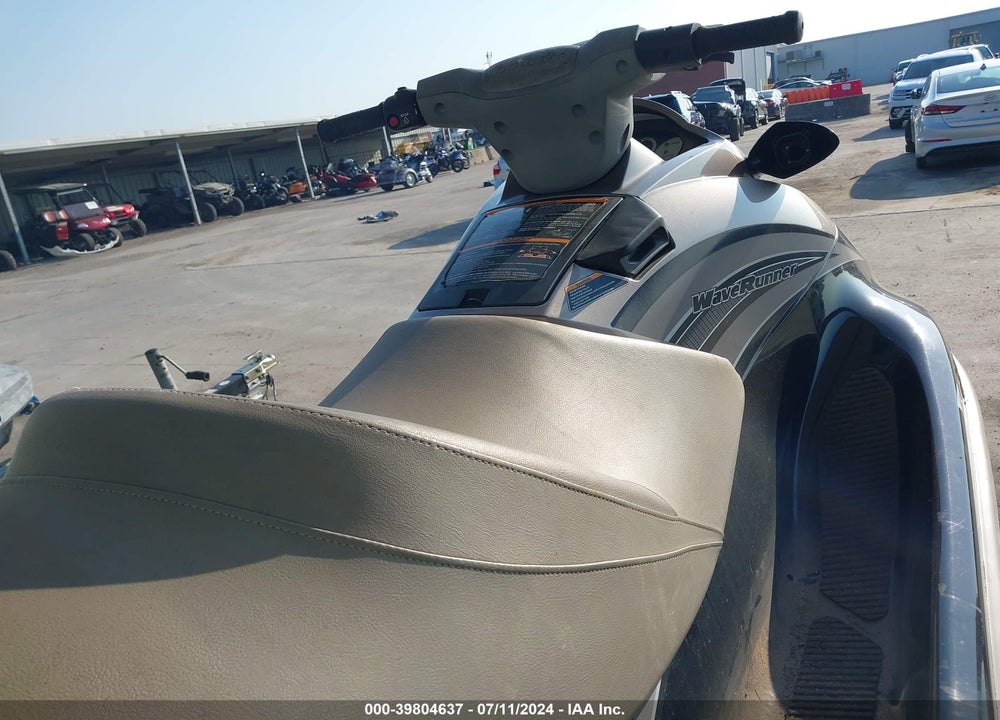 2010 YAMAHA WAVERUNNER VIN: YAMA1331D010