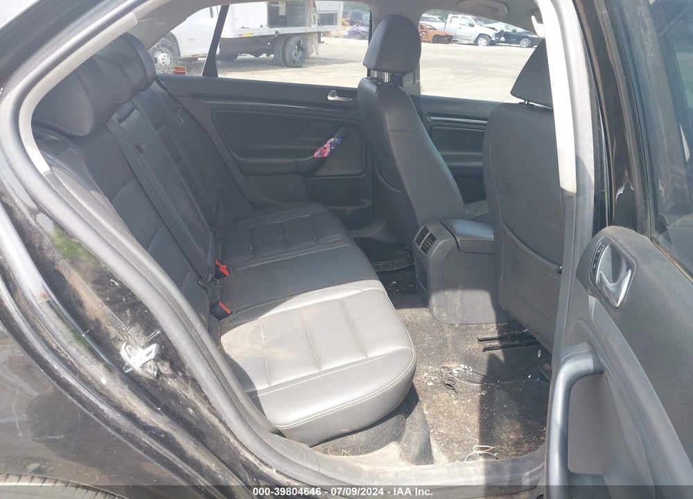 2008 VOLKSWAGEN JETTA WOLFSBURG EDITION VIN: 3VWRJ71K38M127022