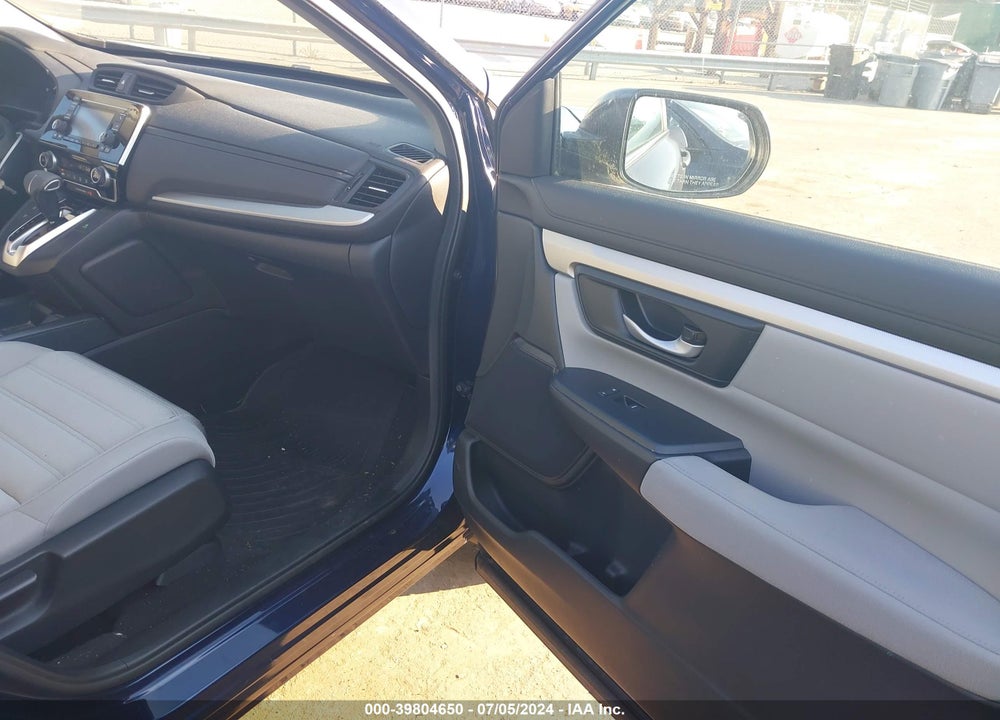 2017 HONDA CR-V LX VIN: 7FARW5H31HE006652