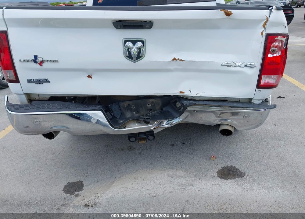 2018 RAM 1500 LONE STAR SILVER 4X4 5'7 BOX VIN: 1C6RR7LT7JS170896