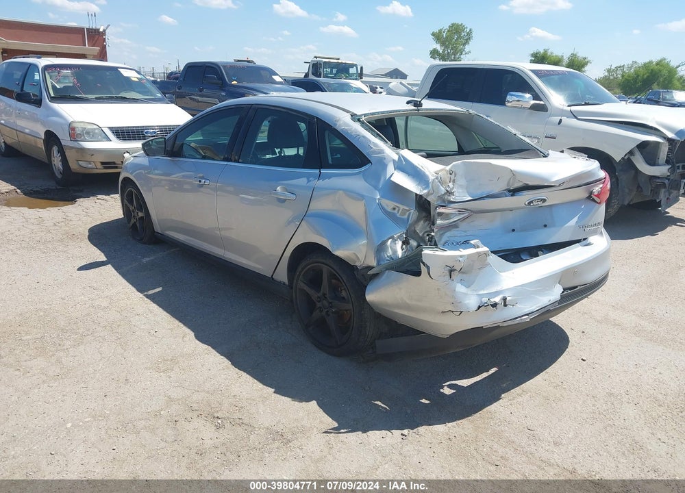 2013 FORD FOCUS TITANIUM VIN: 1FADP3J22DL243558