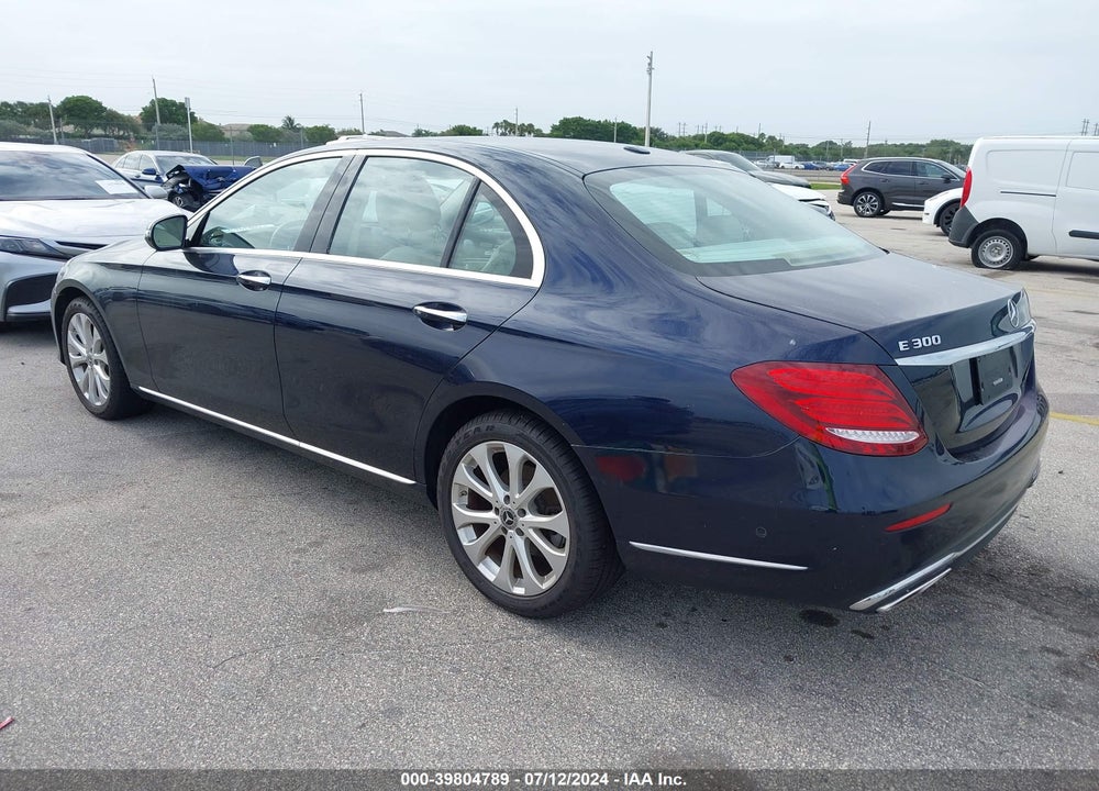 2018 MERCEDES-BENZ E 300 VIN: WDDZF4JB8JA313425