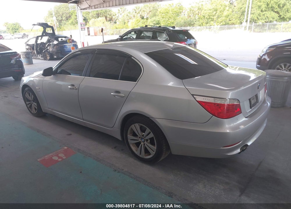 2010 BMW 528I XDRIVE VIN: WBANV1C54AC389033