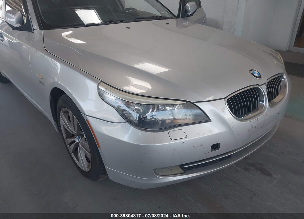 2010 BMW 528I XDRIVE VIN: WBANV1C54AC389033