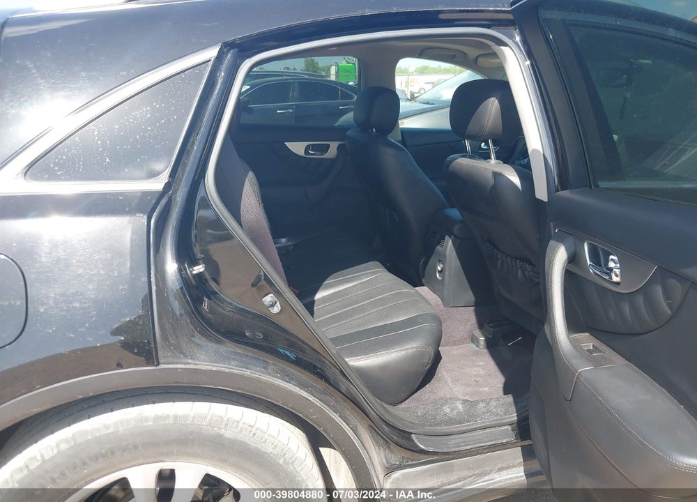2017 INFINITI QX70 VIN: JN8CS1MW0HM413279