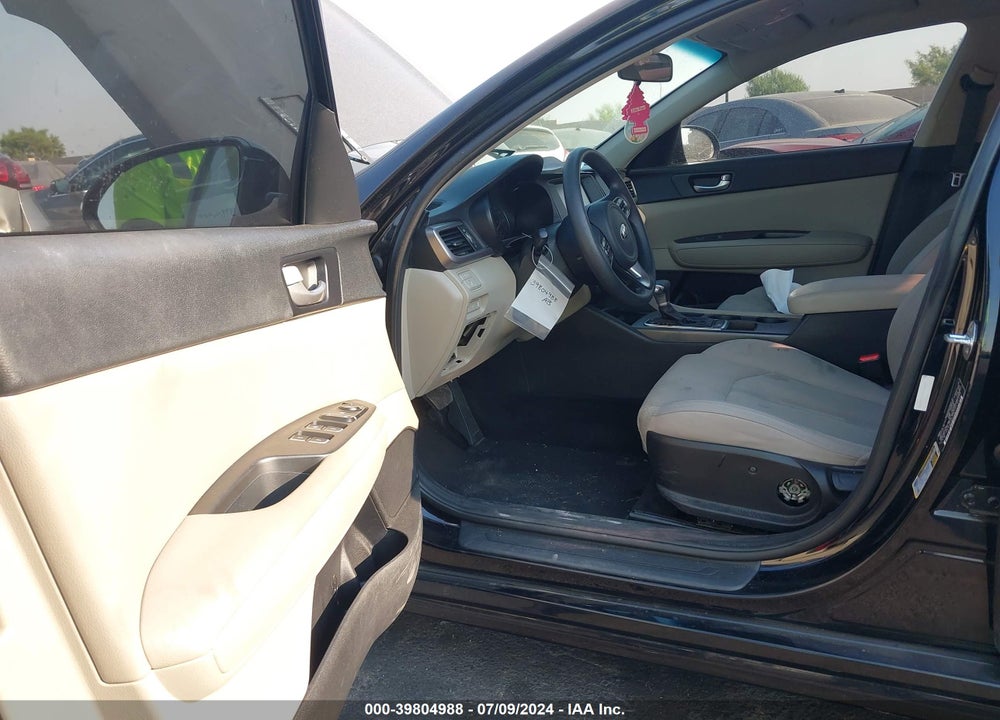 2018 KIA OPTIMA LX VIN: 5XXGT4L30JG192975