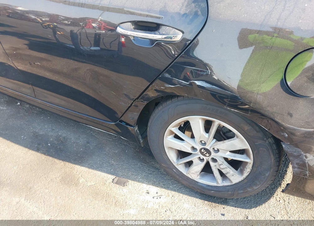 2018 KIA OPTIMA LX VIN: 5XXGT4L30JG192975