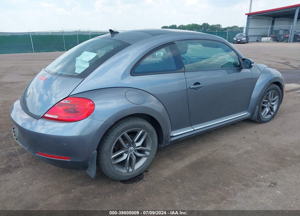 2013 VOLKSWAGEN BEETLE 2.5L VIN: 3VWJX7AT4DM673584