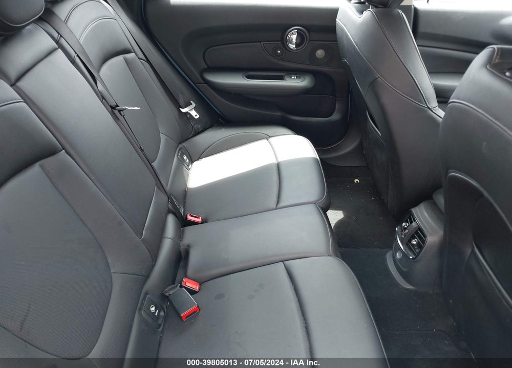 2017 MINI CLUBMAN COOPER VIN: WMWLU1C52H2F26810