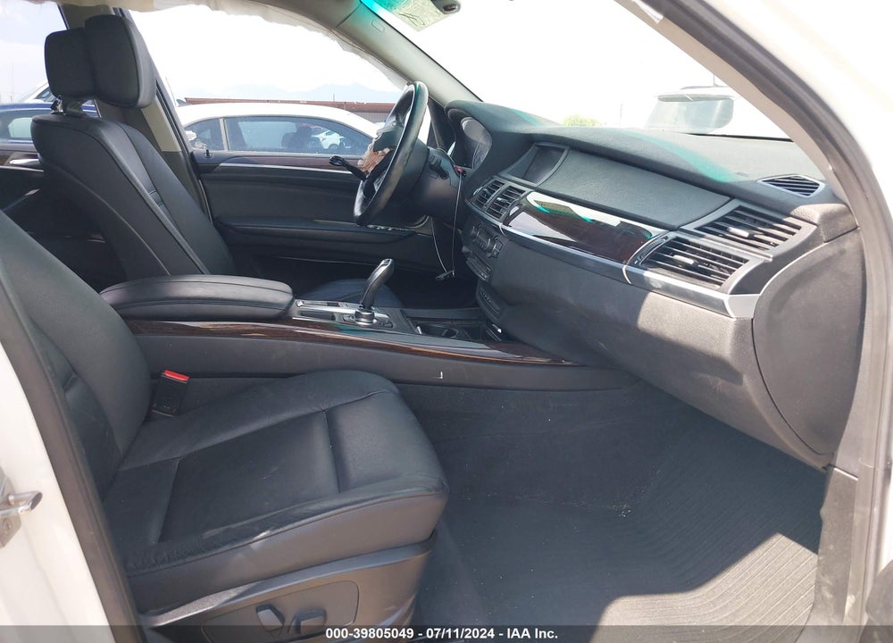 2011 BMW X5 XDRIVE35D VIN: 5UXZW0C55BL657535