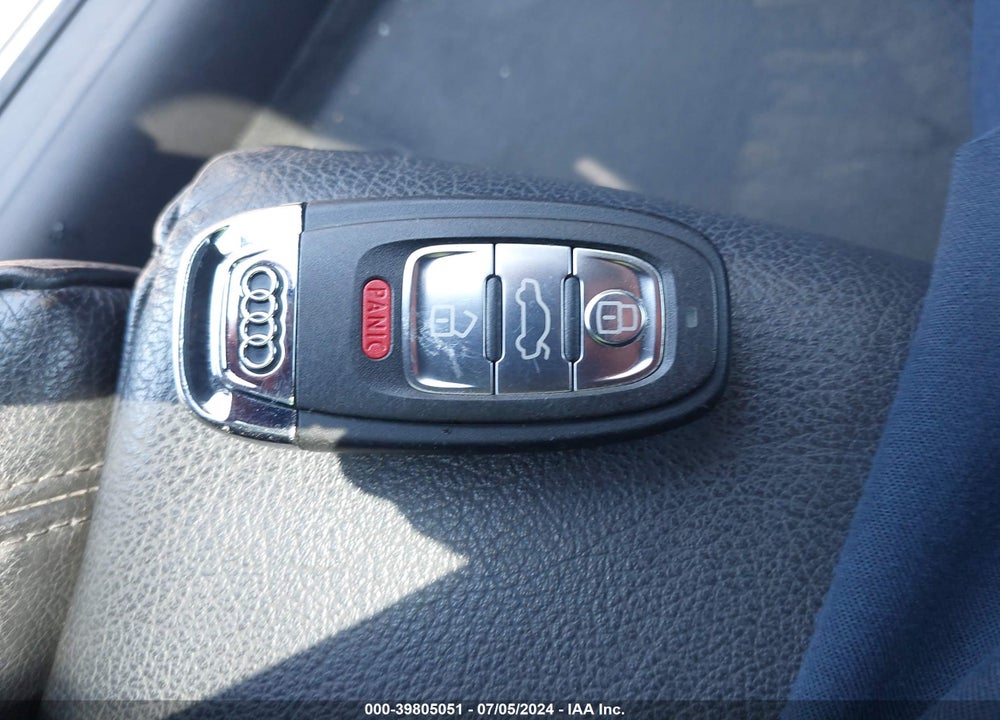 2014 AUDI A4 2.0T PREMIUM VIN: WAUFFAFL8EA128131