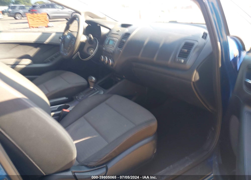 2015 KIA FORTE LX VIN: KNAFX4A69F5278744
