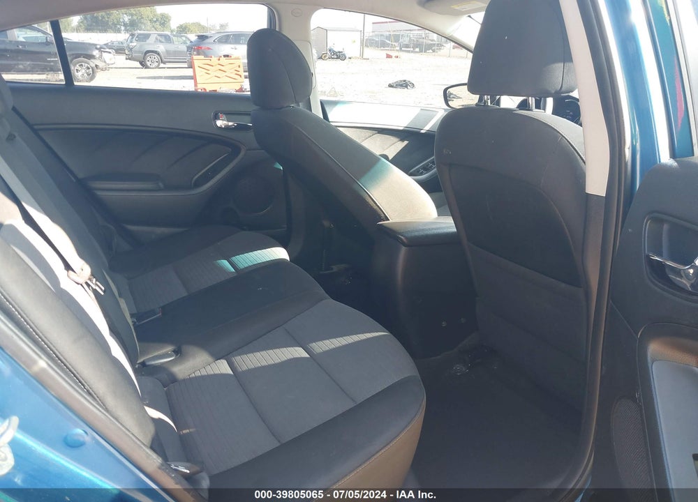 2015 KIA FORTE LX VIN: KNAFX4A69F5278744