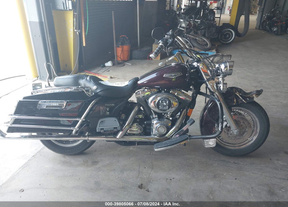 2007 HARLEY-DAVIDSON FLHRCI VIN: 1HD1FR4137Y625724