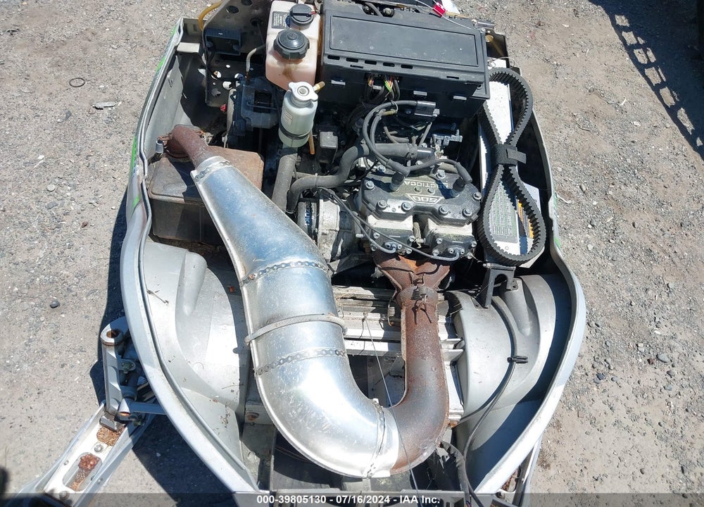 2003 ARCTIC CAT ZR 600 VIN: 4UF03SNW33T156044