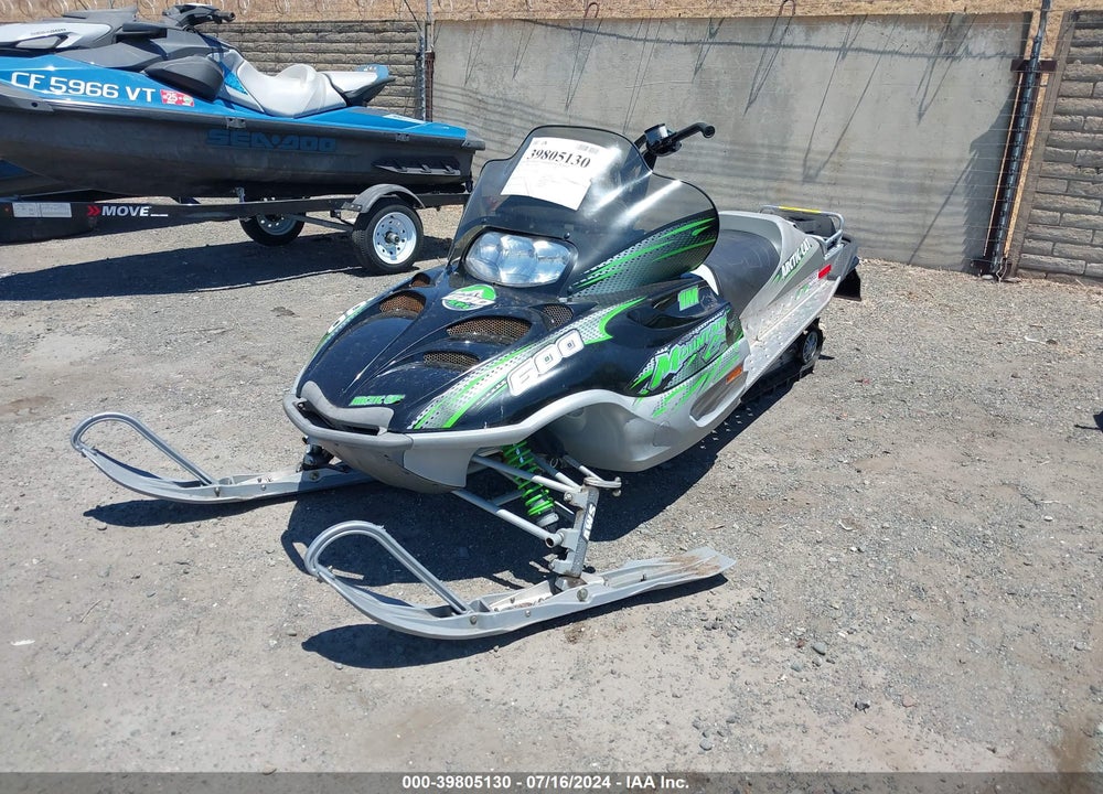 2003 ARCTIC CAT ZR 600 VIN: 4UF03SNW33T156044