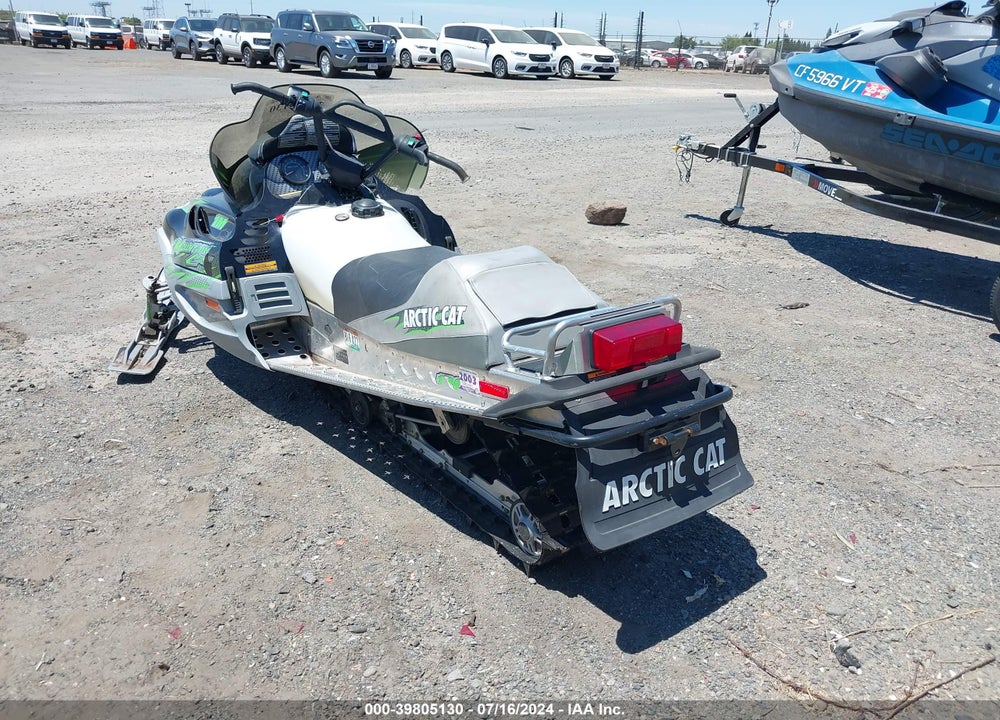 2003 ARCTIC CAT ZR 600 VIN: 4UF03SNW33T156044