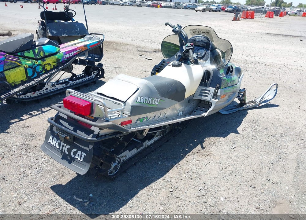 2003 ARCTIC CAT ZR 600 VIN: 4UF03SNW33T156044