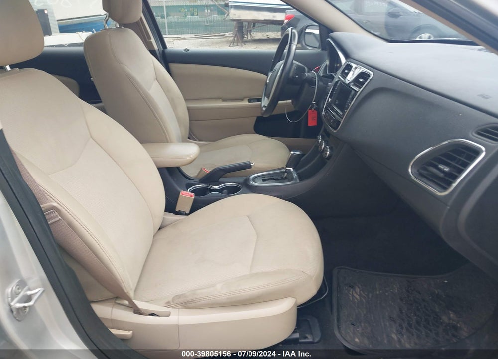 2012 CHRYSLER 200 TOURING VIN: 1C3CCBBB0CN137627