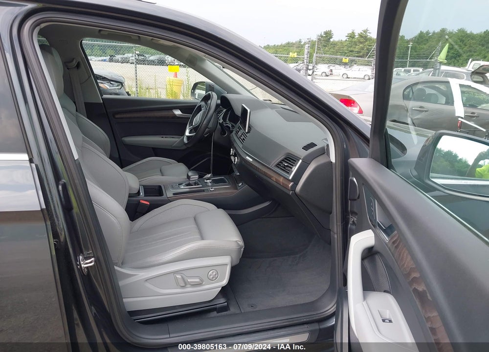 2018 AUDI Q5 2.0T PREMIUM/2.0T TECH PREMIUM VIN: WA1BNAFY5J2051846